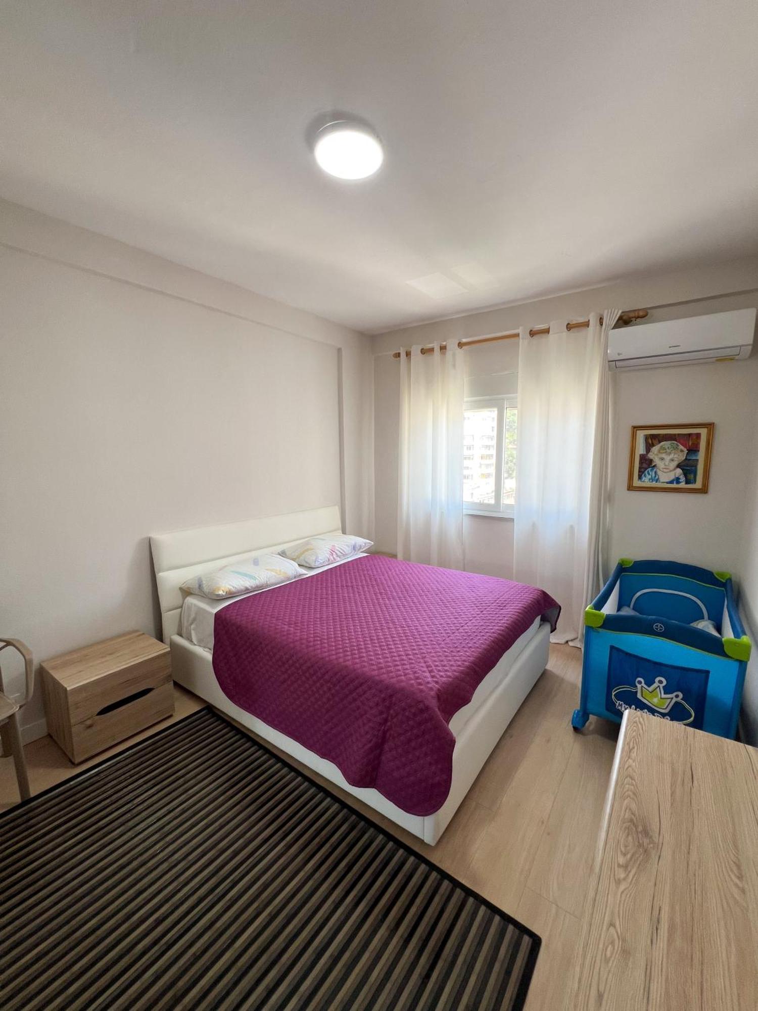Sea View Apartaments Durrës Esterno foto